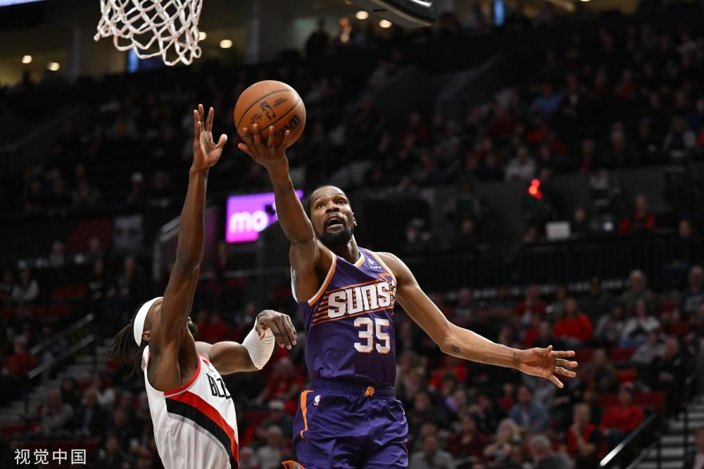 赛场屡屡送 赛场屡屡送