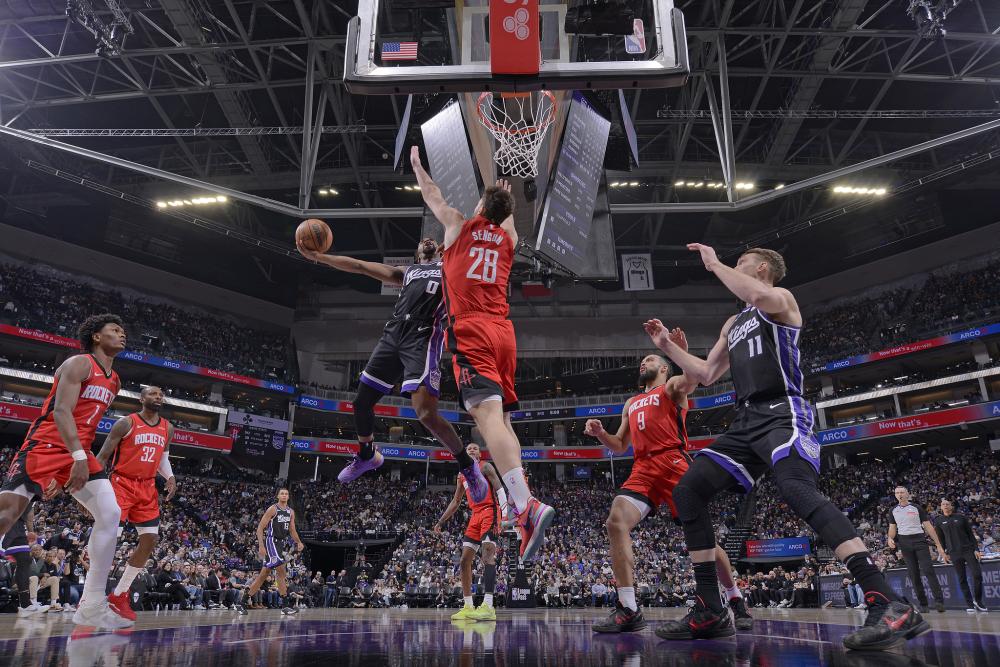 动或出现伤 动或出现伤