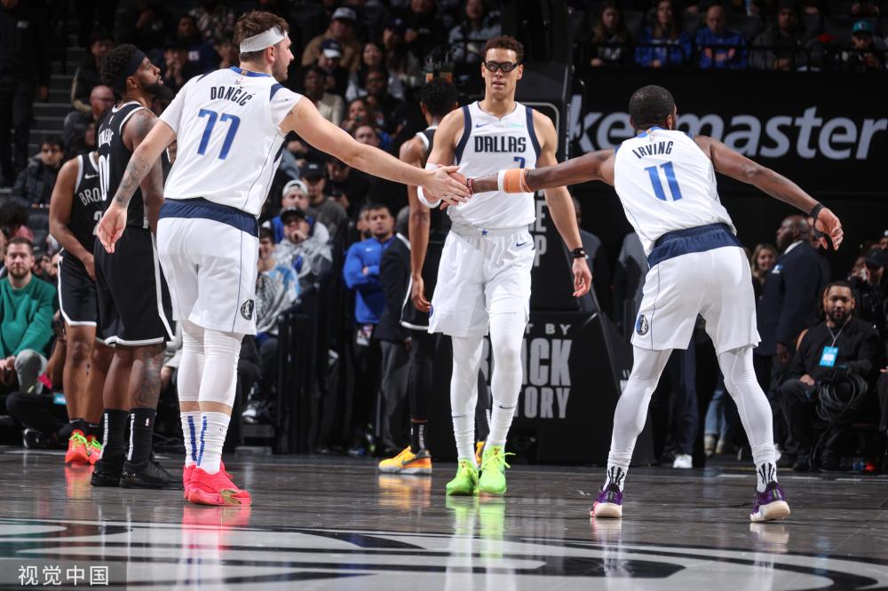 增添了一抹 增添了一抹