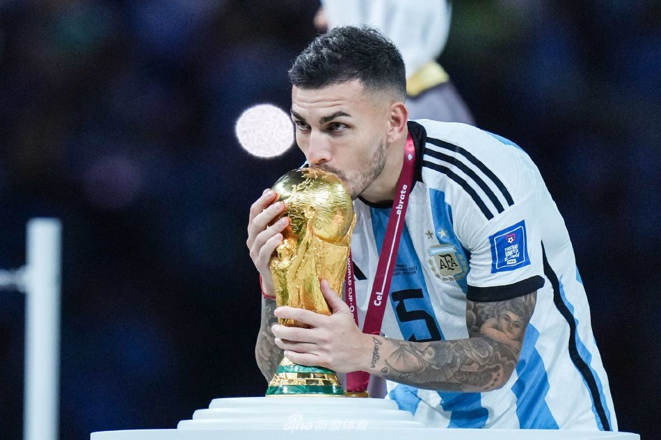 球员之间缺 球员之间缺