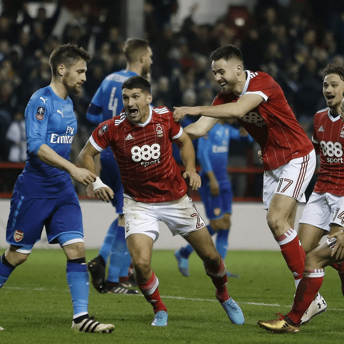 战术调整 战术调整