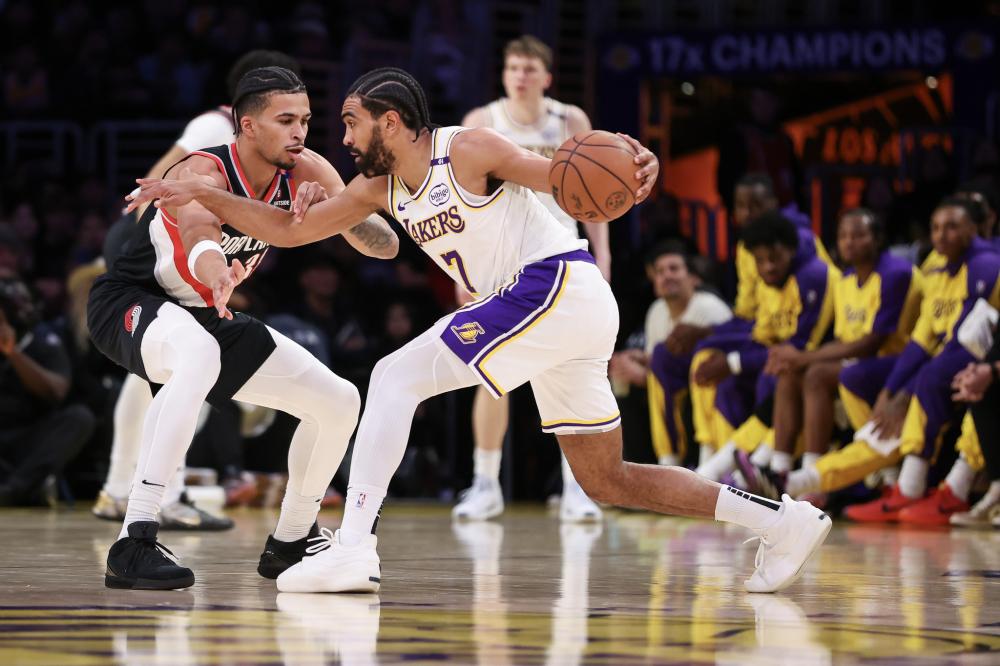 镑签下切尔 镑签下切尔